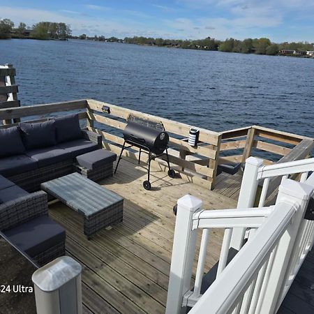 Lakeside Holiday Home With Hot Tub Tattershall Luaran gambar