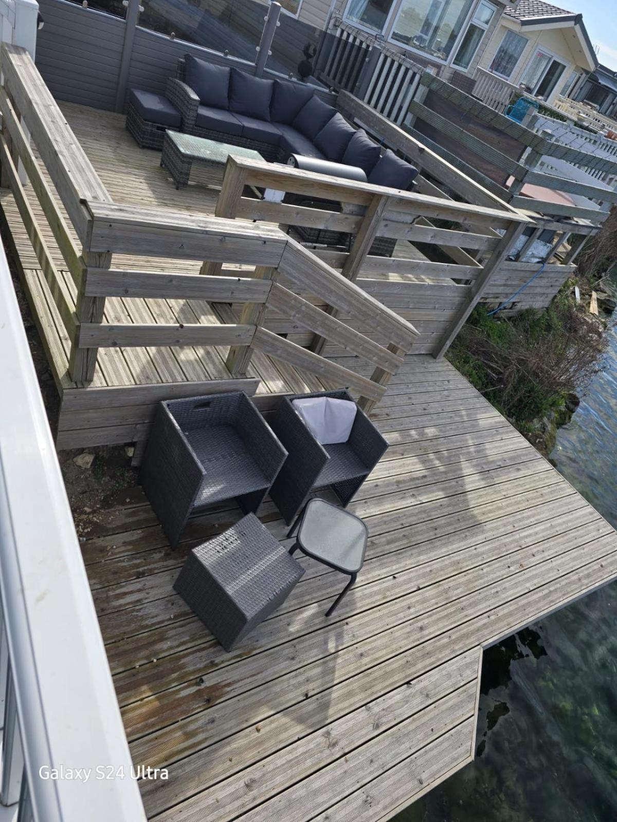 Lakeside Holiday Home With Hot Tub Tattershall Luaran gambar